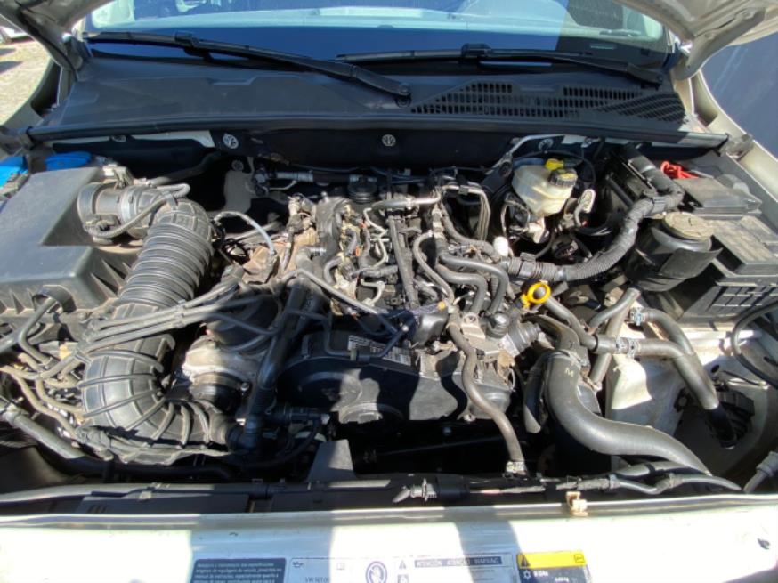 Foto ilustrativa 8 - VW AMAROK CD 4X4 SE 2019 – BRANCA – DIESEL