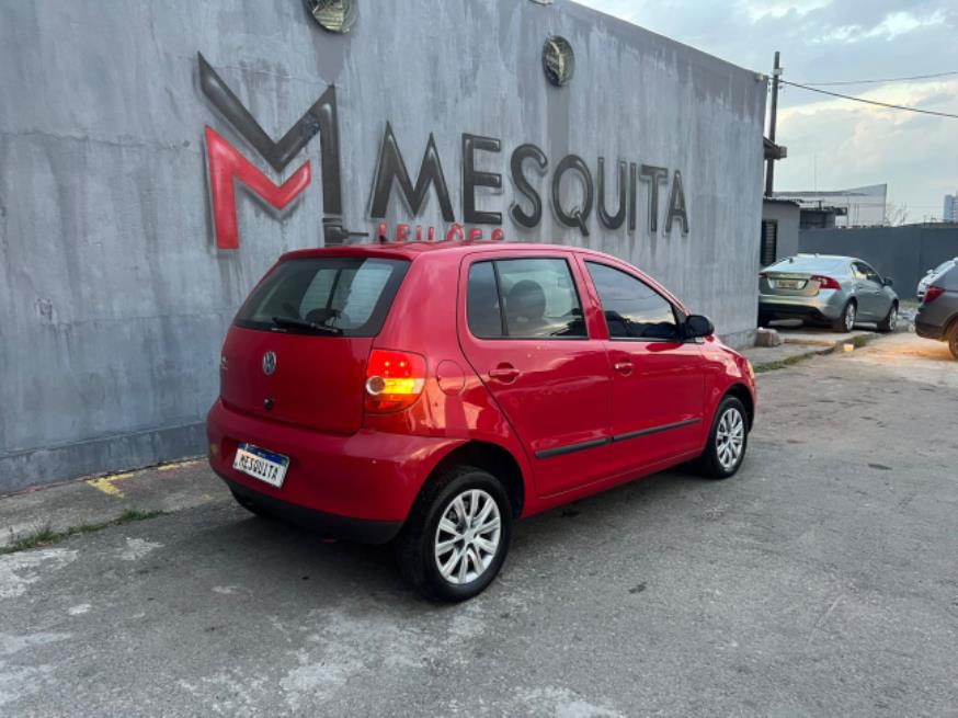 Foto ilustrativa 4 - VW FOX 1.0  2008 – VERMELHO – FLEX