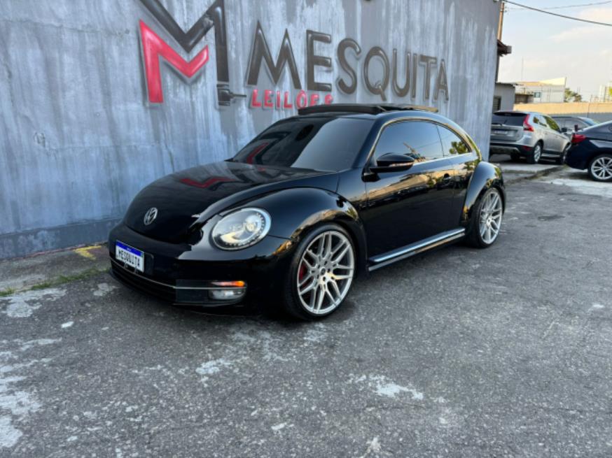 Foto ilustrativa 3 - VW FUSCA 2.0T 2013 – PRETO – GASOLINA