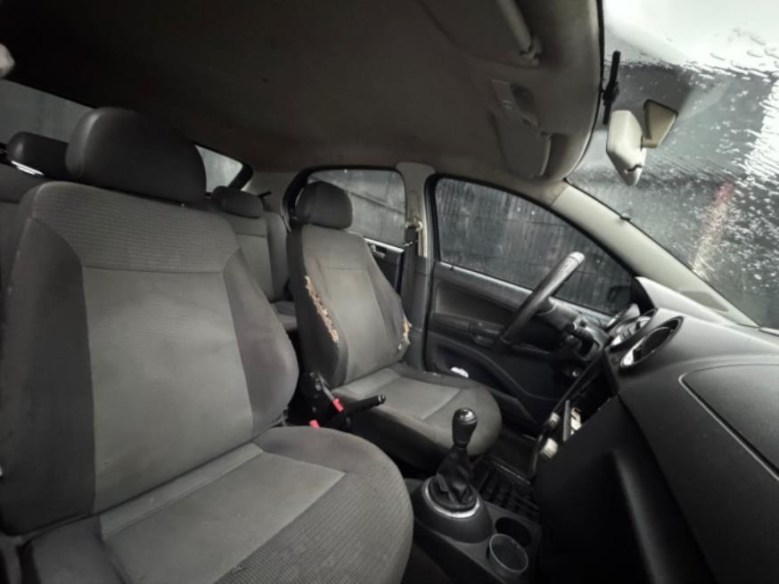 Foto ilustrativa 4 - VW GOL  2011 – PRETO – FLEX