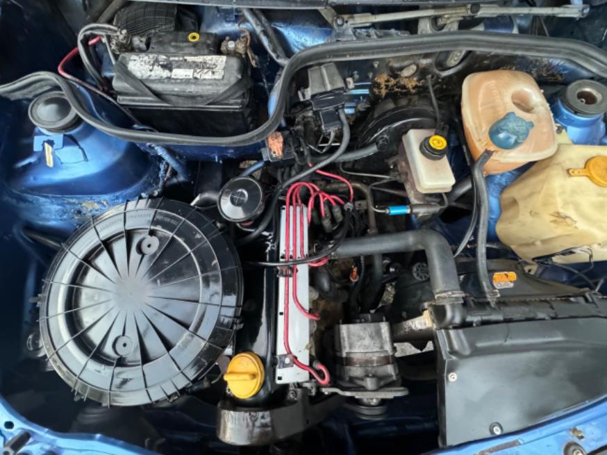 Foto ilustrativa 8 - VW PARATI GLI 1996 – AZUL – GASOLINA