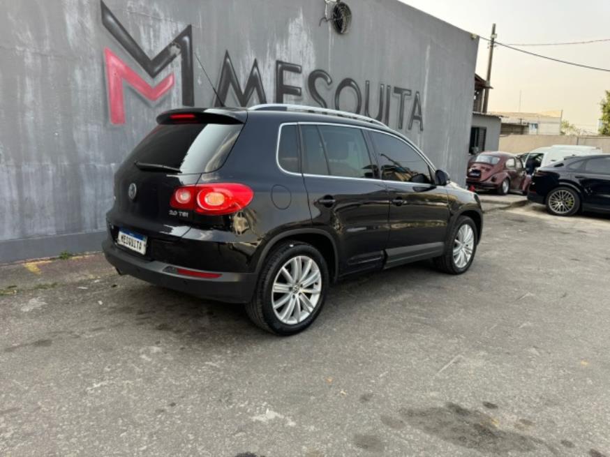 Foto ilustrativa 4 - VW TIGUAN 2.0 TSI  2010 – PRETA – GASOLINA