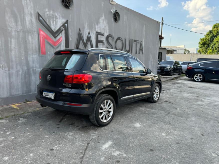 Foto ilustrativa 4 - VW TIGUAN 2.0 TSI  2012 BLINDADA- PRETA – GASOLINA