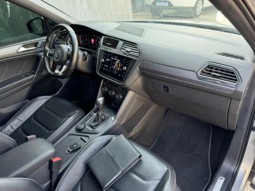 Foto ilustrativa 5 - VW TIGUAN ALLSPACE R-LINE TSI  2020 – PRATA – GASOLINA