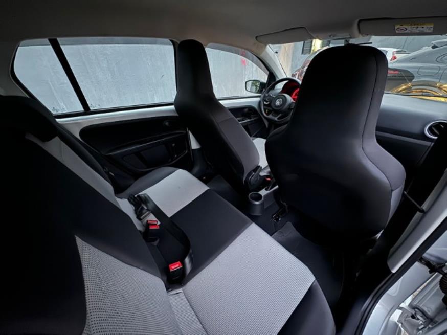 Foto ilustrativa 7 - VW UP TAKE 2015 – PRATA – FLEX