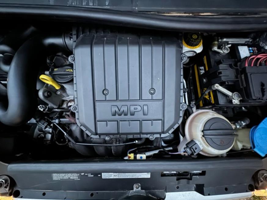 Foto ilustrativa 8 - VW UP TAKE 2015 – PRATA – FLEX